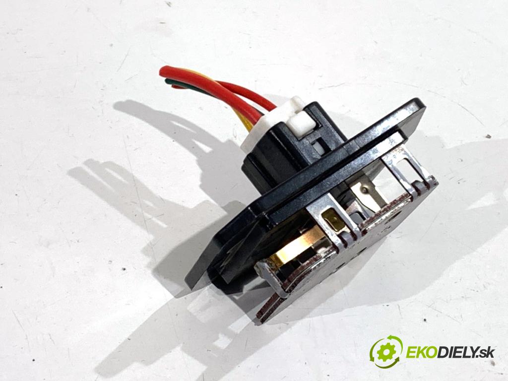 MITSUBISHI MIRAGE / SPACE STAR liftback 2018 52 kW 1.0 (A05A) 999 odpor rezistor topení vzduchu  (Odpor topení)