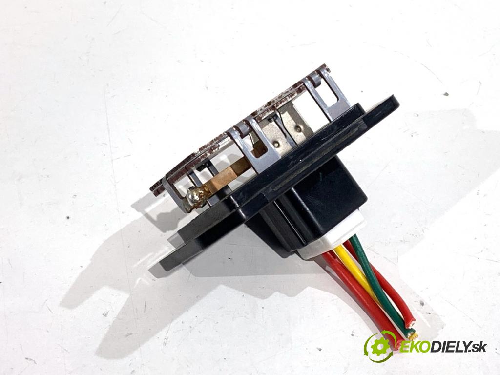 MITSUBISHI MIRAGE / SPACE STAR liftback 2018 52 kW 1.0 (A05A) 999 odpor rezistor topení vzduchu  (Odpor topení)