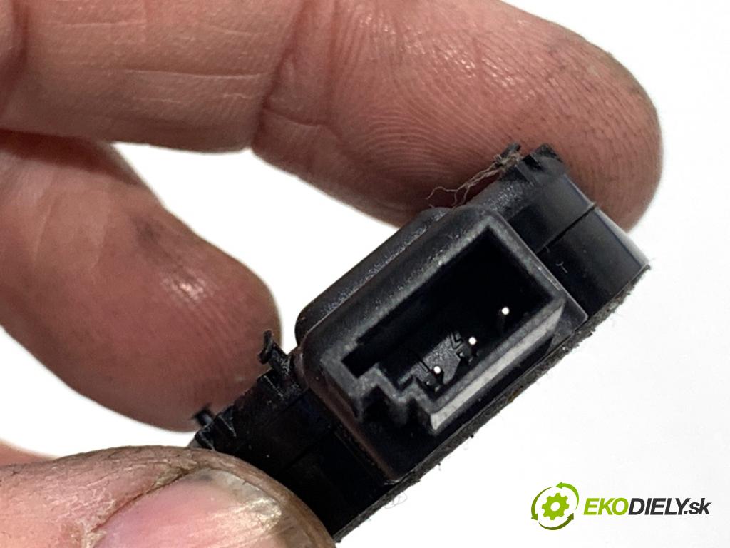 RENAULT GRAND SCENIC IV nadwozie wielkoprzestrzenne (MPV) 2018 103 kW 1.3 TCe 140 1332 Snímač dažďa 285353610R (Snímač dažďa)