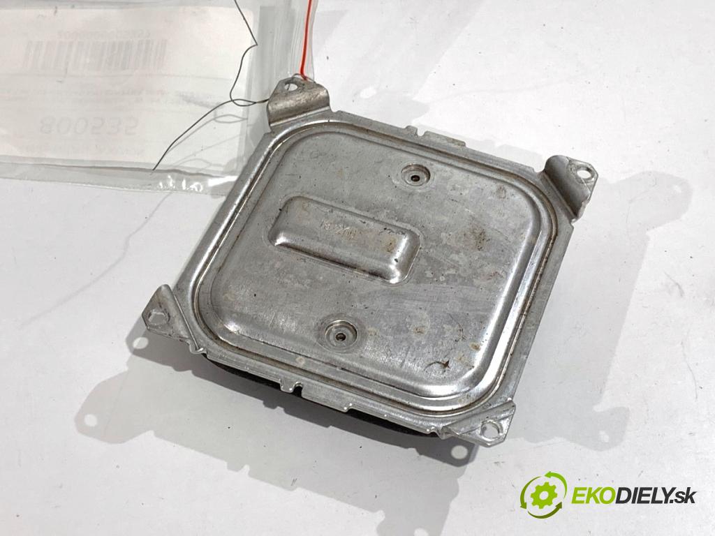 RENAULT GRAND SCENIC IV nadwozie wielkoprzestrzenne (MPV) 2018 103 kW 1.3 TCe 140 1332 Menič XENON 260551225R (Riadiaca jednotka xenónu)