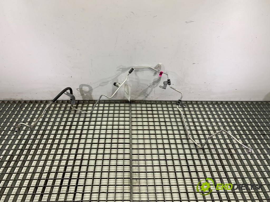 RENAULT GRAND SCENIC IV nadwozie wielkoprzestrzenne (MPV) 2018 103 kW 1.3 TCe 140 1332 rúrka klimatizace 924403833R (Trubka klimatizace)