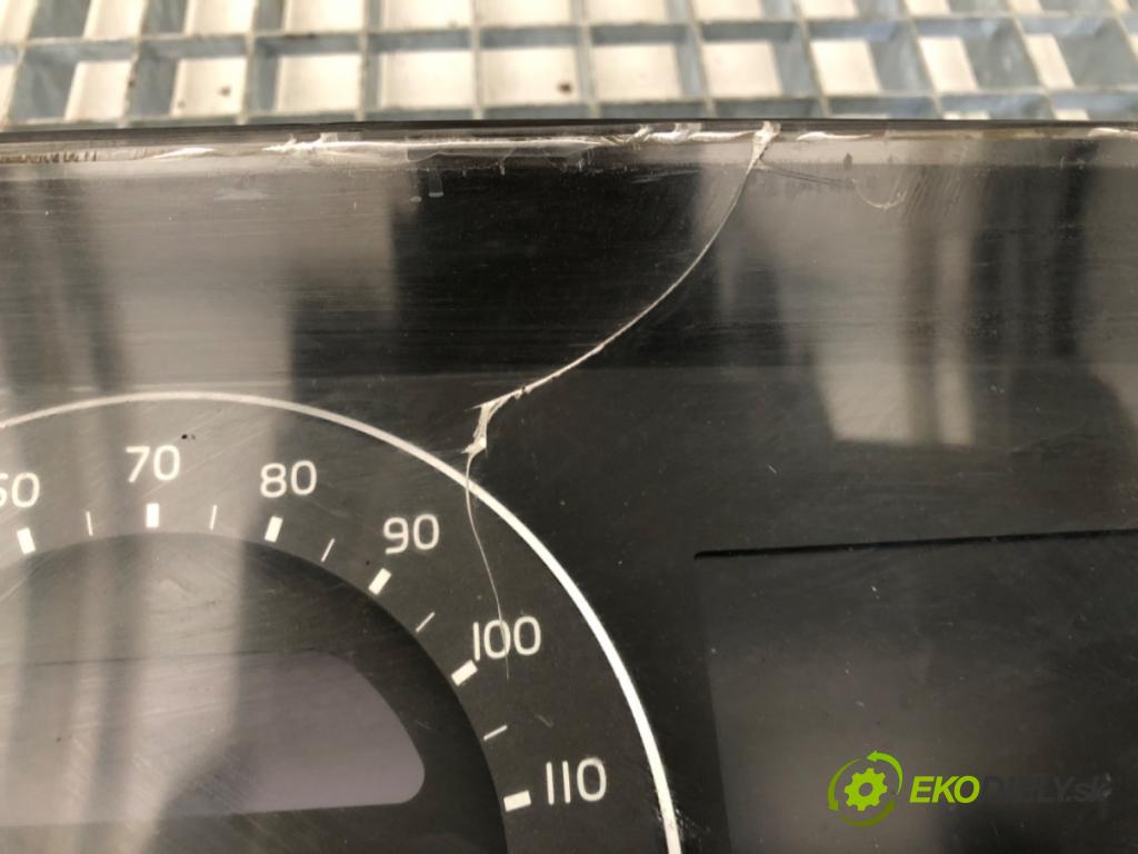 VOLVO FH II Platforma / podwozie 2015 368 kW 500 368 kW [500 KM] olej napędowy 2017 - 2022 12777 Prístrojovka 22222030 (Prístrojová doska)