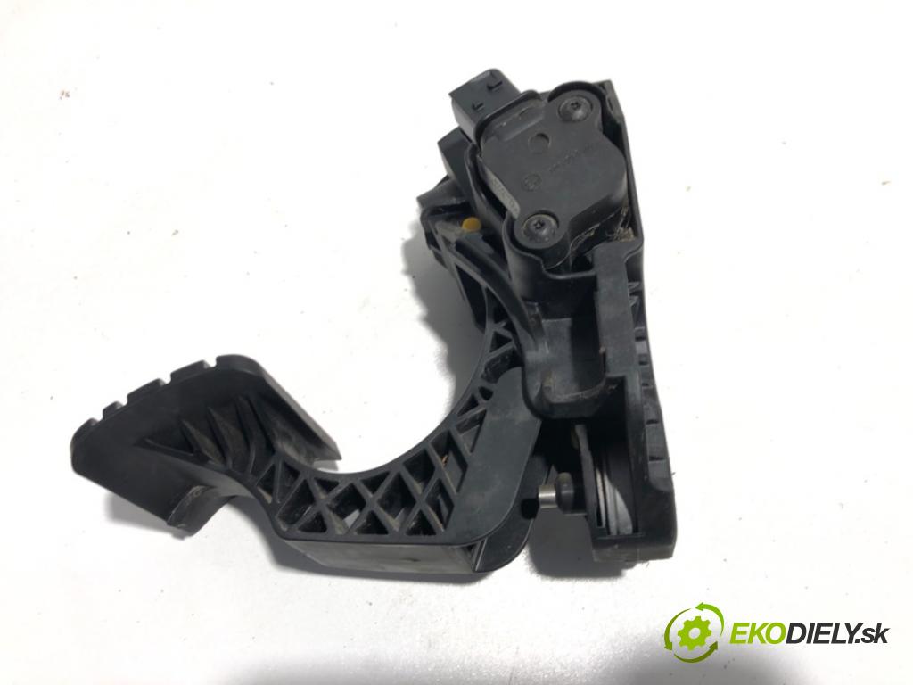 VOLVO FH II Platforma / podwozie 2015 368 kW 500 368 kW [500 KM] olej napędowy 2017 - 2022 12777 Potenciometer plynu 84541221 (Potenciometer plynového pedálu)