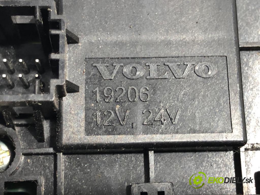 VOLVO FH II Platforma / podwozie 2015 368 kW 500 368 kW [500 KM] olej napędowy 2017 - 2022 12777 spínač světel 22154311