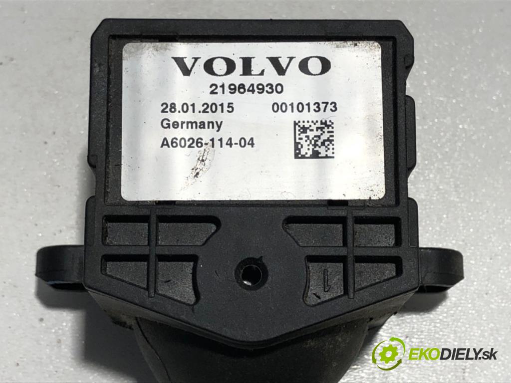 VOLVO FH II Platforma / podwozie 2015 368 kW 500 368 kW [500 KM] olej napędowy 2017 - 2022 12777 Prepínač stieračov 21964930 (Prepínacie páčky pod volantom)