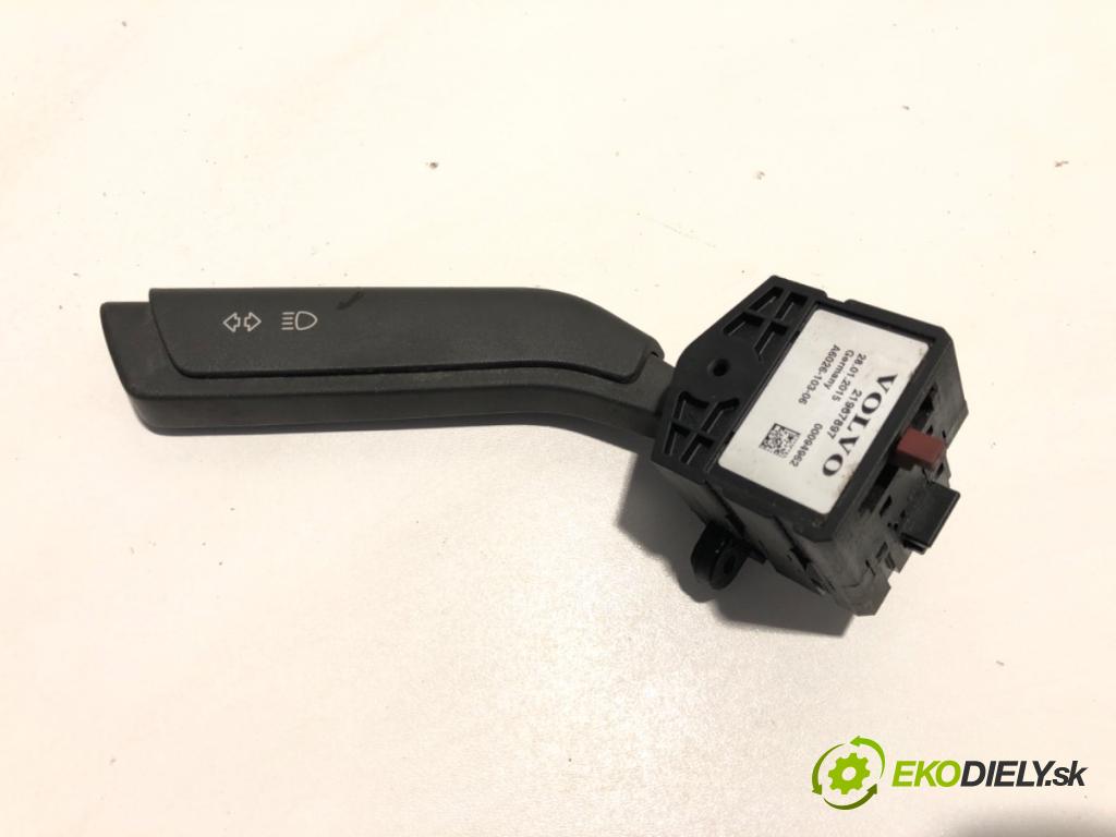 VOLVO FH II Platforma / podwozie 2015 368 kW 500 368 kW [500 KM] olej napędowy 2017 - 2022 12777 Prepínač smeroviek 21967897 (Prepínacie páčky pod volantom)