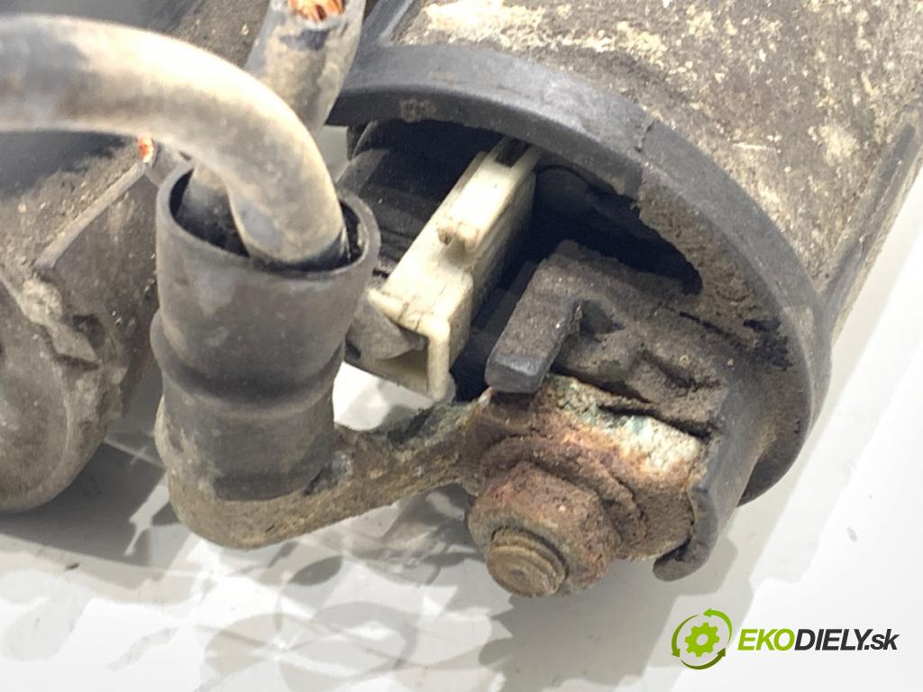 AUDI A4 B6 sedan 2003 125 kW 2.4 2393 startér 078911023D (Startér)