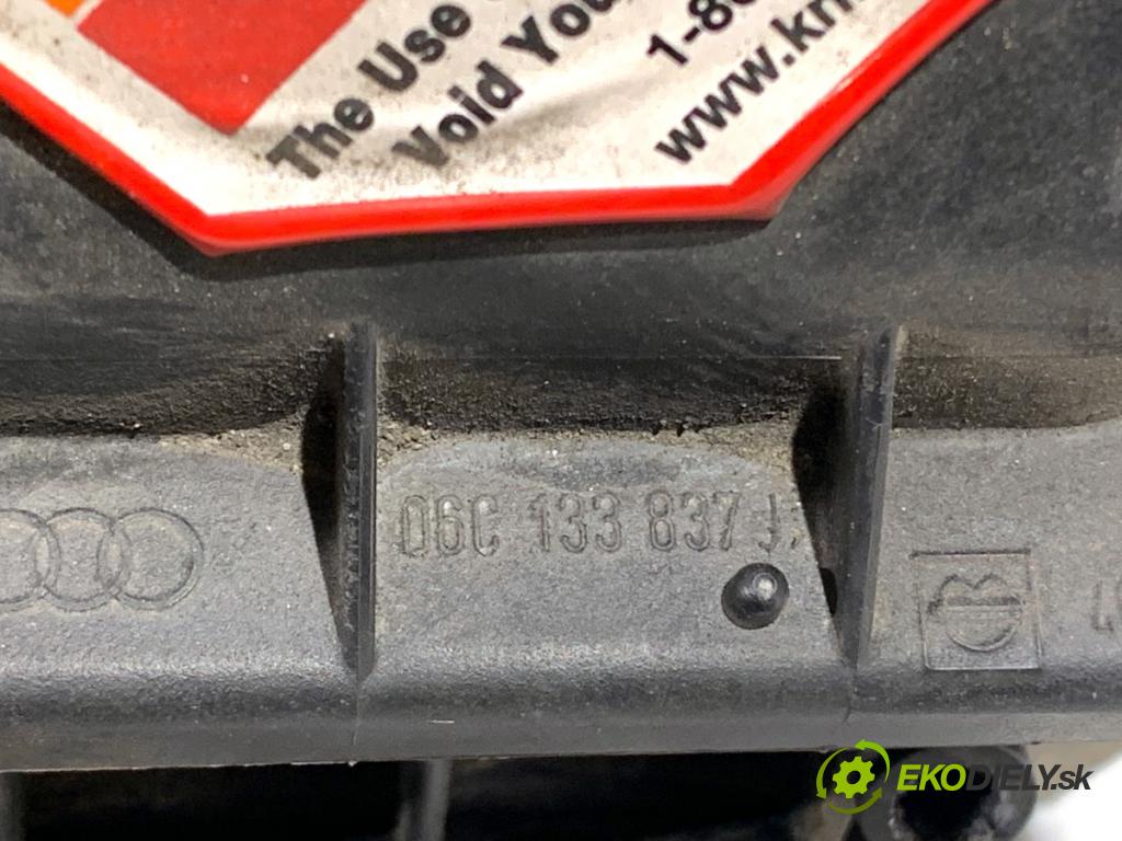 AUDI A4 B6 sedan 2003 125 kW 2.4 2393 Obal filtra vzduchu 06C133843 (Obal vzduchového filtra)