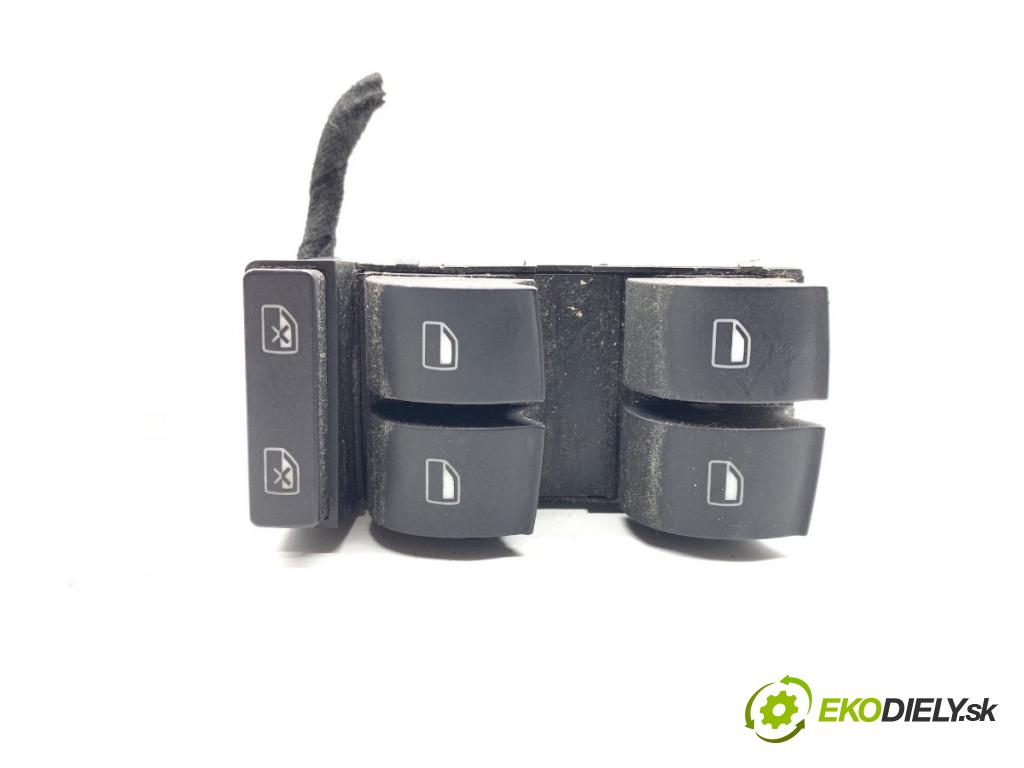 AUDI A4 B6 sedan 2003 125 kW 2.4 2393 Prepínač okien 8Z0959851D (Prepínacie páčky pod volantom)