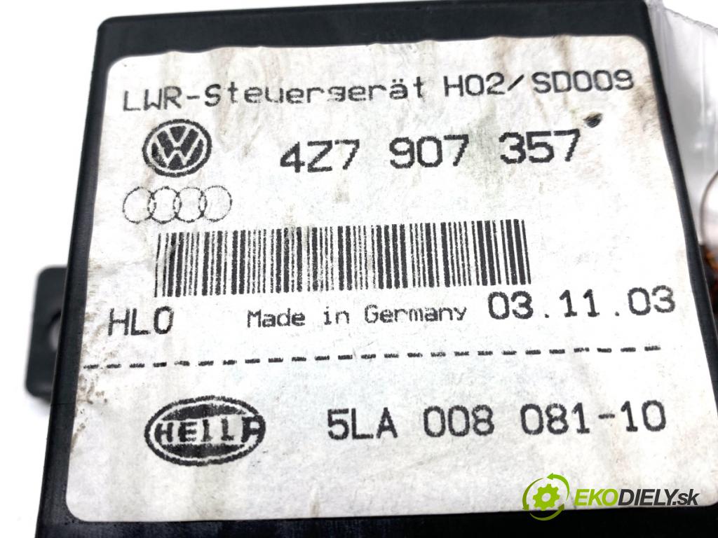 AUDI A4 B6 sedan 2003 125 kW 2.4 2393 Modul svetiel 4Z7907357 (Riadiaca jednotka ostatné)