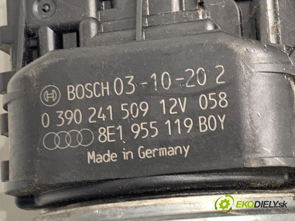 AUDI A4 B6 sedan 2003 125 kW 2.4 2393 Mechanizmus stieračov predný 8E1955119 (Motorček stieračov predný)