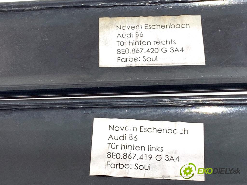 AUDI A4 B6 sedan 2003 125 kW 2.4 2393 lišty kryt 8E0867410G 8E0867420G (Lišta)