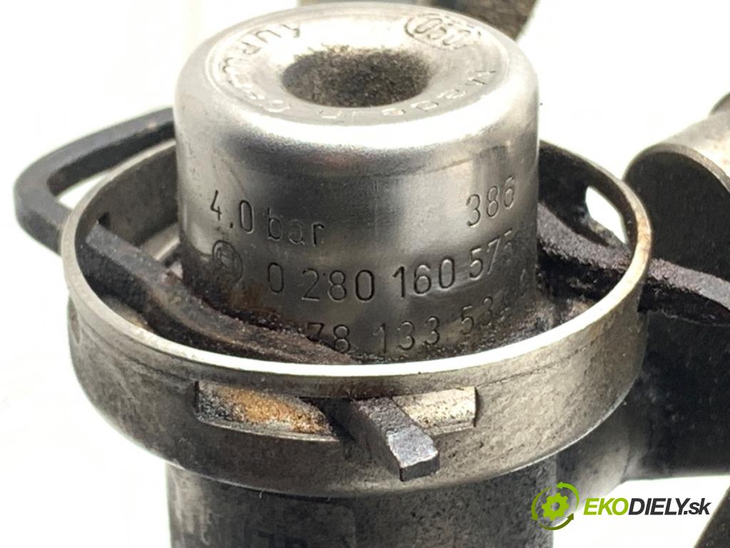 AUDI A4 B6 sedan 2003 125 kW 2.4 2393 Lišta vstrekovacia 078133681BA (Vstrekovacia lišta)