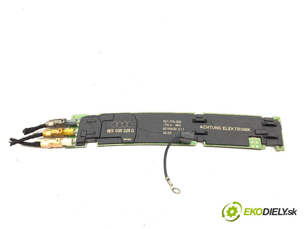 AUDI A4 B6 sedan 2003 125 kW 2.4 2393 ANTENA 8E5035225D