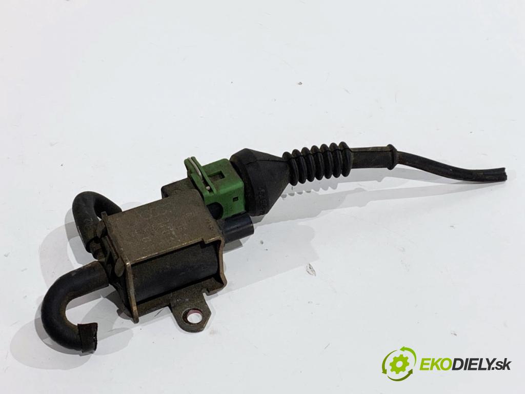 AUDI A4 B6 sedan 2003 125 kW 2.4 2393 Ventil tlaku 026906283H (Ventil)