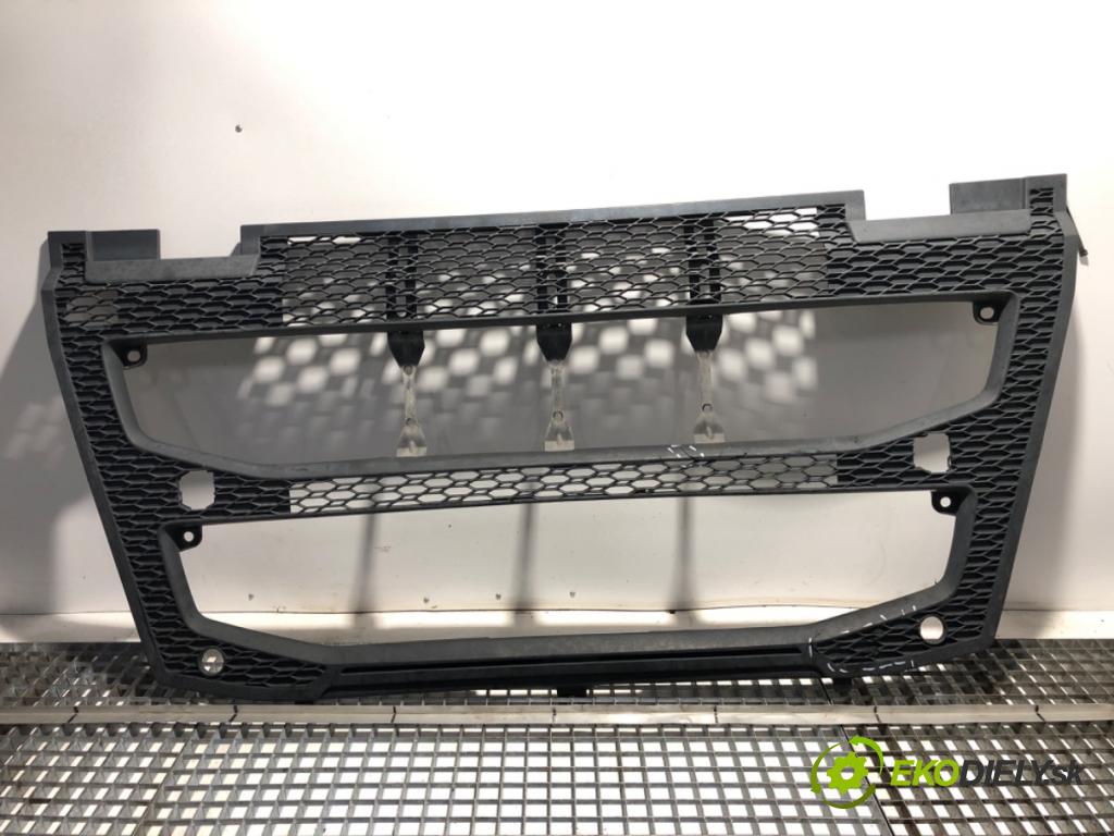 VOLVO FH II Platforma / podwozie 2015 368 kW 500 368 kW [500 KM] olej napędowy 2017 - 2022 12777 mřížka maska 82491908 (Přední mřížka (maska chladiče))