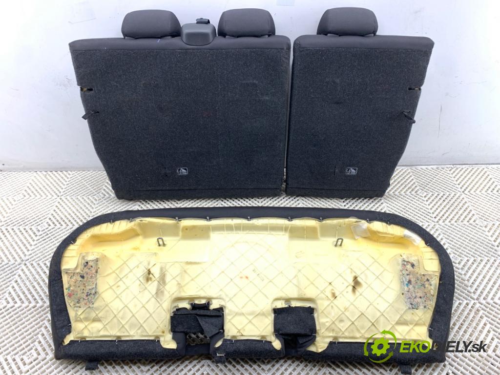 MITSUBISHI MIRAGE / SPACE STAR liftback 2018 52 kW 1.0 (A05A) 999 Sedadlo druhý rad