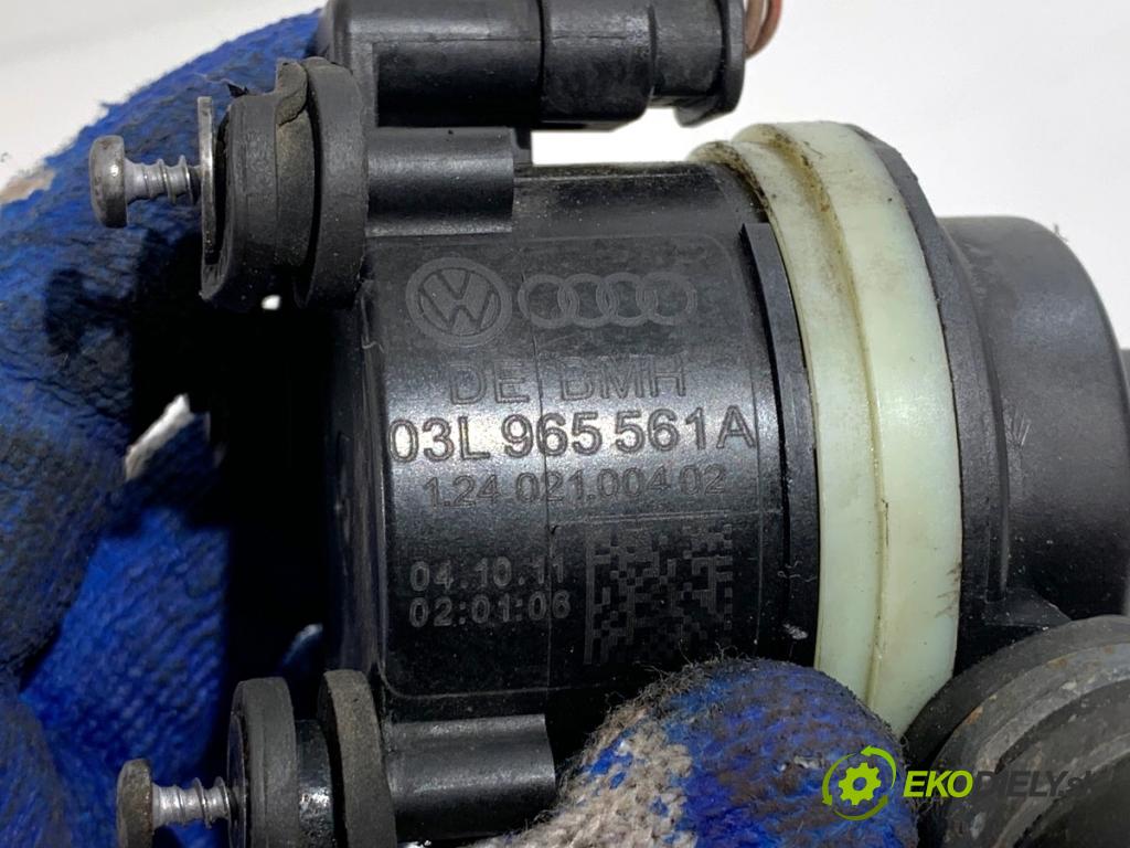 AUDI A4 B8 Kombi 2009 105 kW 2.0 TDI 1968 DALŠÍ: Pumpa vody 03L965561A (Vodná pumpa)