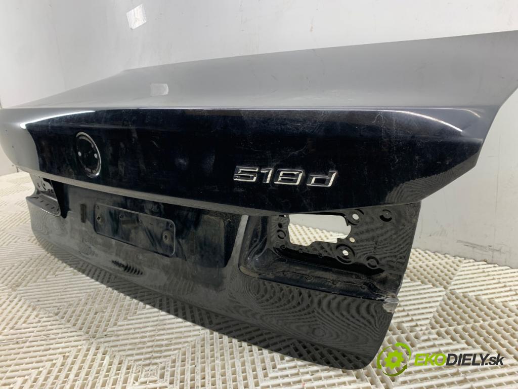 BMW G30 sedan 2021 110 kW 518 d Mild-Hybrid 1995 kapota zadní část
