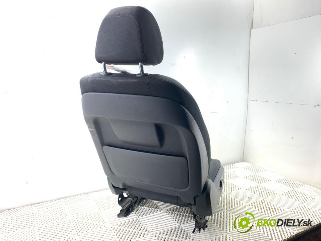 BMW G30 sedan 2021 110 kW 518 d Mild-Hybrid 1995 Sedadlo pravy predný
