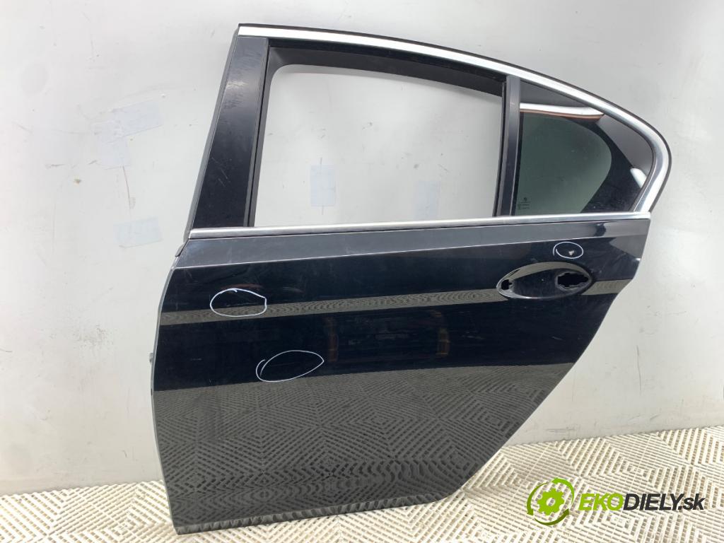 BMW G30 sedan 2021 110 kW 518 d Mild-Hybrid 1995 dveře levý zadní část 668 