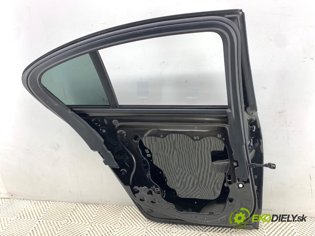 BMW G30 sedan 2021 110 kW 518 d Mild-Hybrid 1995 dveře levý zadní část 668