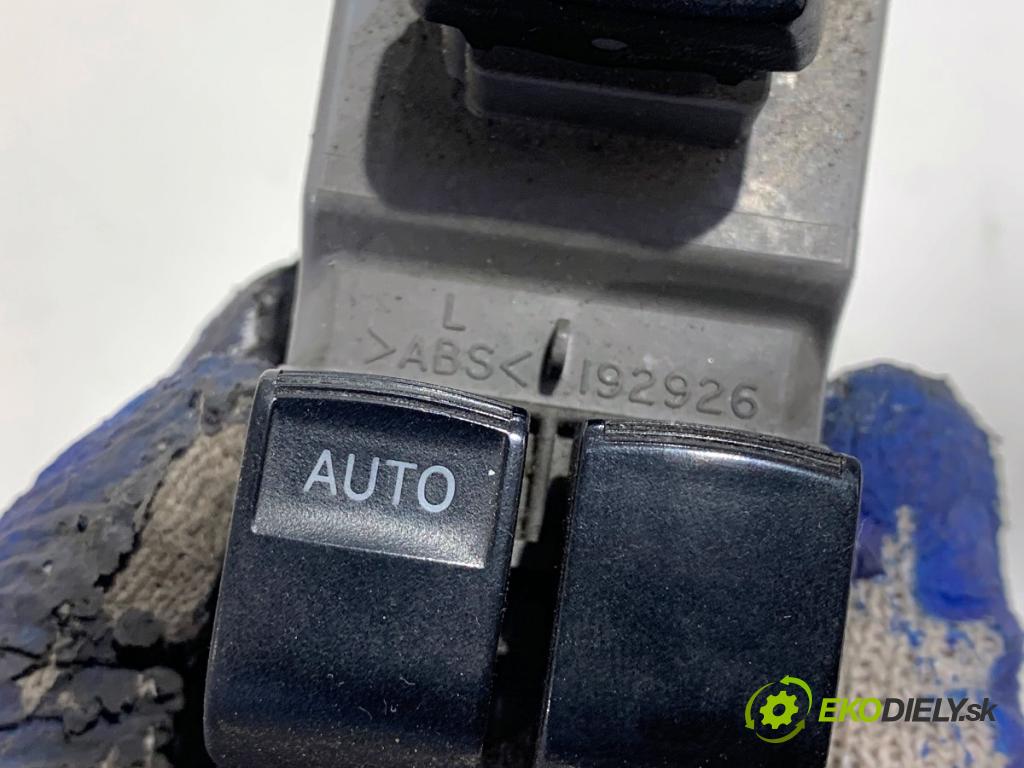 TOYOTA YARIS III liftback 2016 73 kW 1.3 (NSP130_) 1329 Prepínač okien  (Prepínacie páčky pod volantom)