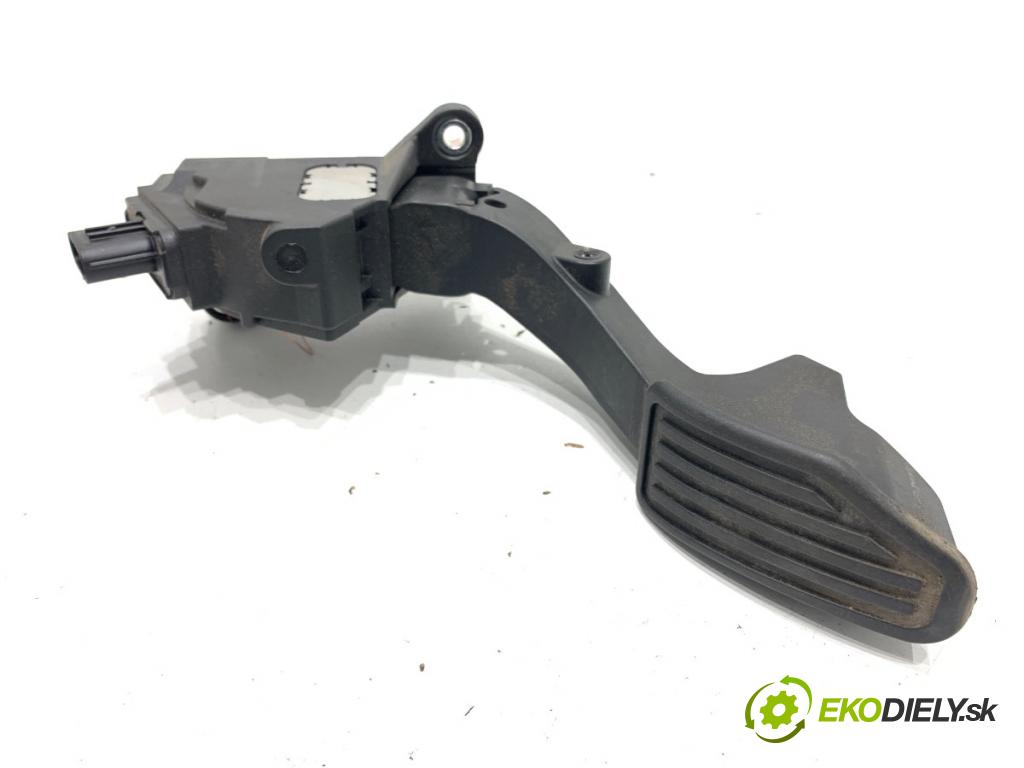 TOYOTA YARIS III liftback 2016 73 kW 1.3 (NSP130_) 1329 Potenciometer plynu 78110-0D110 (Potenciometer plynového pedálu)