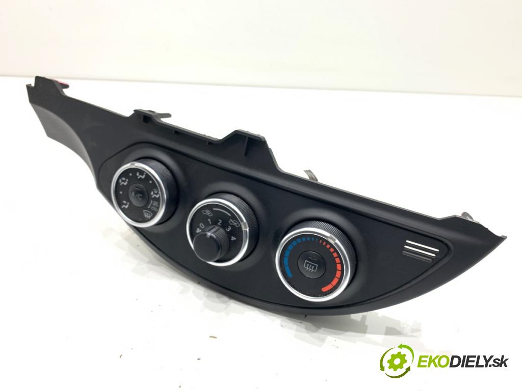 TOYOTA YARIS III liftback 2016 73 kW 1.3 (NSP130_) 1329 Panel ovládania kúrenia 55406-0D390 (Prepínacie páčky pod volantom)