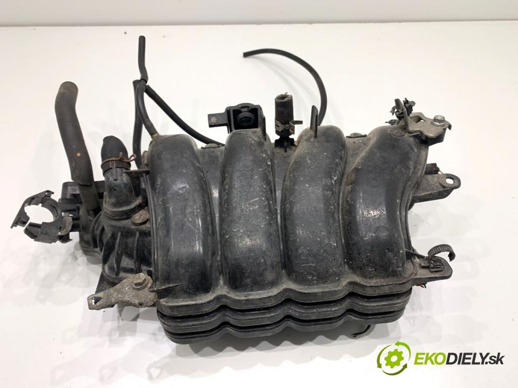 TOYOTA YARIS III liftback 2016 73 kW 1.3 (NSP130_) 1329 Potrubie sacie, sanie  (Sacie potrubie)