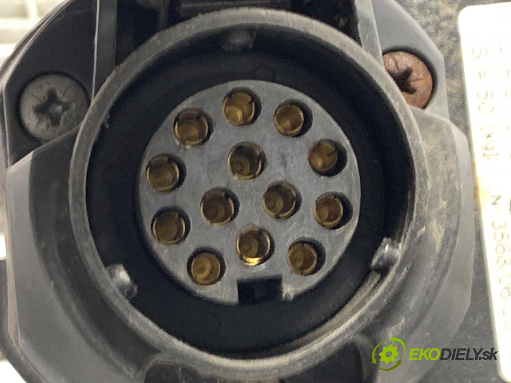 TOYOTA YARIS III liftback 2016 73 kW 1.3 (NSP130_) 1329 Hák tažné zařízení  (Tažné zařízení)