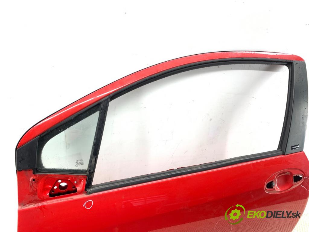 TOYOTA YARIS III liftback 2016 73 kW 1.3 (NSP130_) 1329 dveře levý přední část 3P0