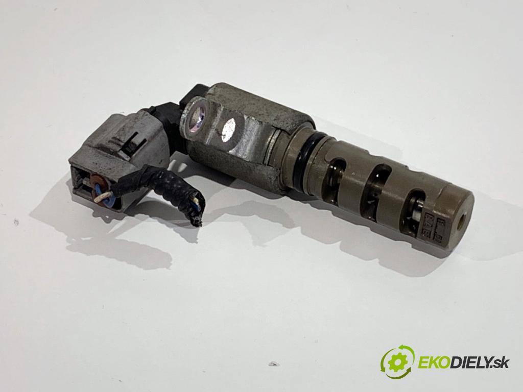 TOYOTA YARIS III liftback 2016 73 kW 1.3 (NSP130_) 1329 Snímač variabilný fázy 347020-5220 (Snímač)