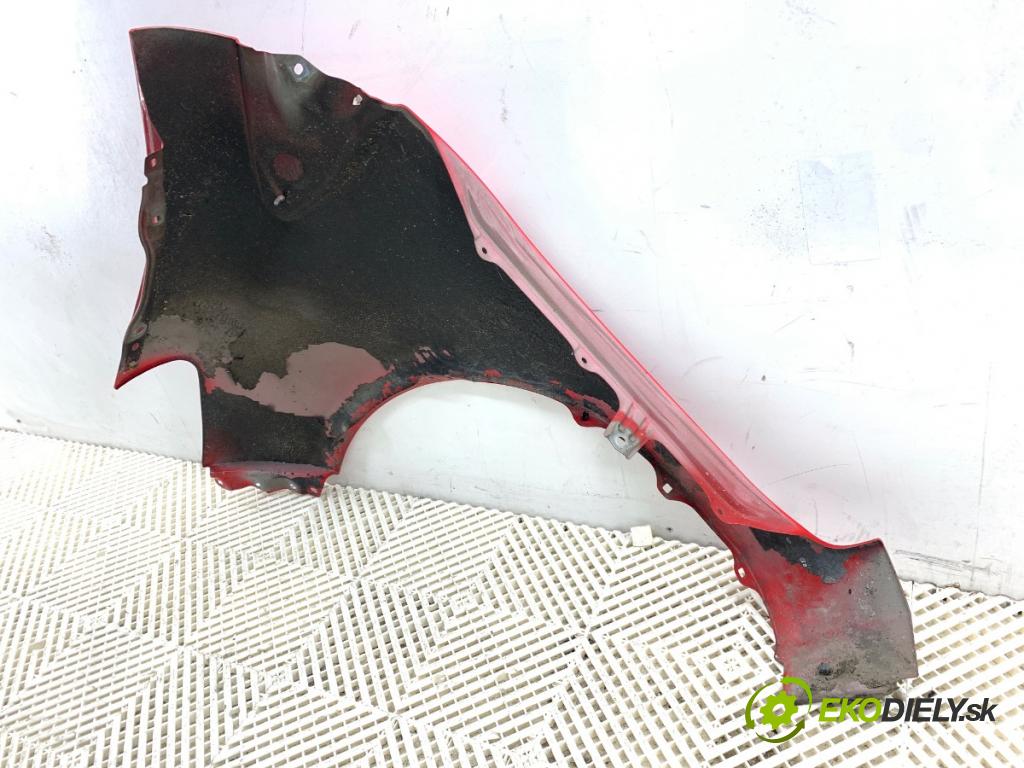 TOYOTA YARIS III liftback 2016 73 kW 1.3 (NSP130_) 1329 blatník pravý přední část 3P0