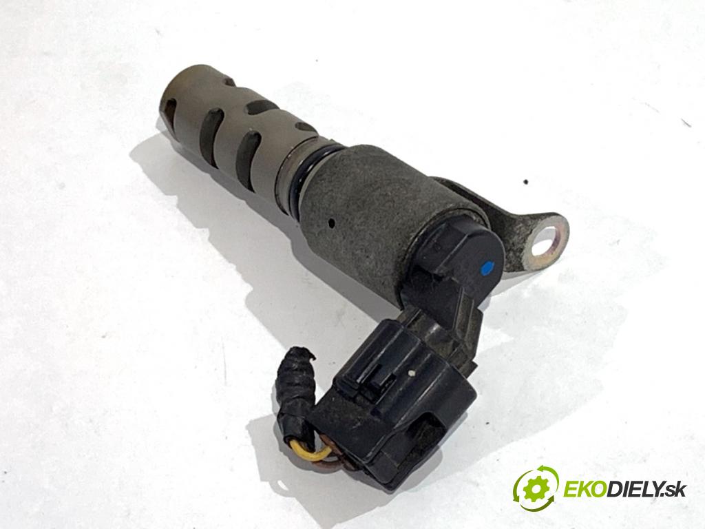 TOYOTA YARIS III liftback 2016 73 kW 1.3 (NSP130_) 1329 Snímač variabilný fázy 347010-5210 (Snímač)