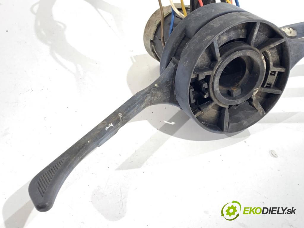 FSC 1985 51 kW 2.1 B 2120 Prepínač kombinovaný (Prepínacie páčky pod volantom)