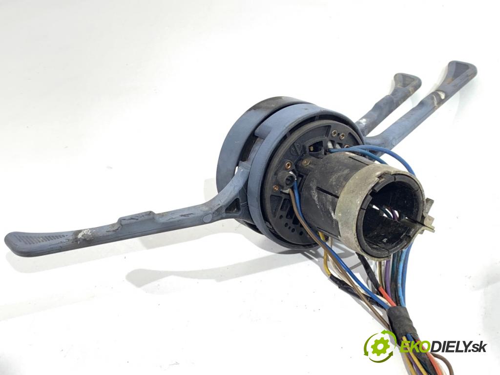 FSC 1985 51 kW 2.1 B 2120 Prepínač kombinovaný (Prepínacie páčky pod volantom)