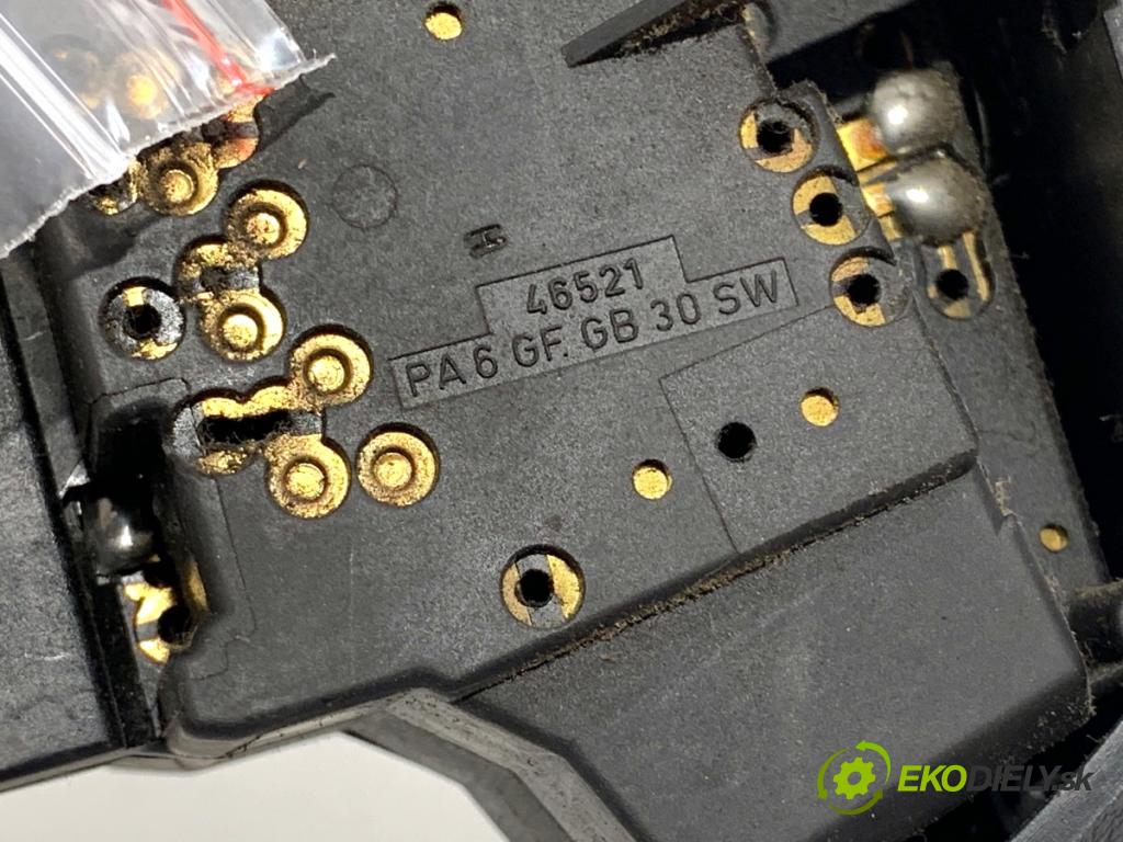 VW LT 28 35 Autobus 1997 55 kW 2.5 SDI 2461 Prepínač kombinovaný  (Prepínacie páčky pod volantom)