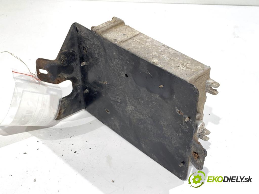 VW LT 28 35 Autobus 1997 55 kW 2.5 SDI 2461 riadiaca jednotka Motor 074906021Q (Riadiaca jednotka)