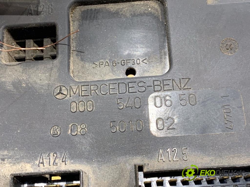 VW LT 28 35 Autobus 1997 55 kW 2.5 SDI 2461 Skrinka poistková 0005400650 (Poistková skrinka)