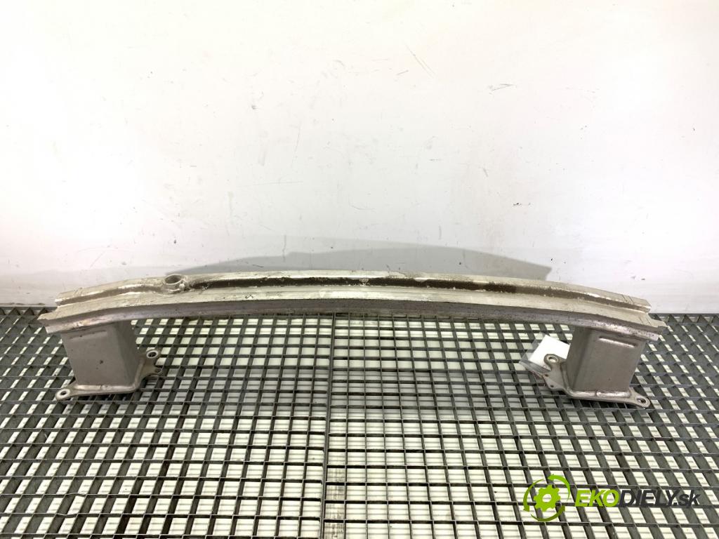 FORD FOCUS IV Kombi 2019 110 kW 1.5 EcoBoost 1496 výztuha nárazníka zadní část  (Zadní výztuha)