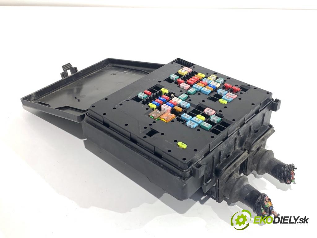 FORD FOCUS IV Kombi 2019 110 kW 1.5 EcoBoost 1496 skříňka poistková JX6T-14D068-BD (Pojistková skříňka)