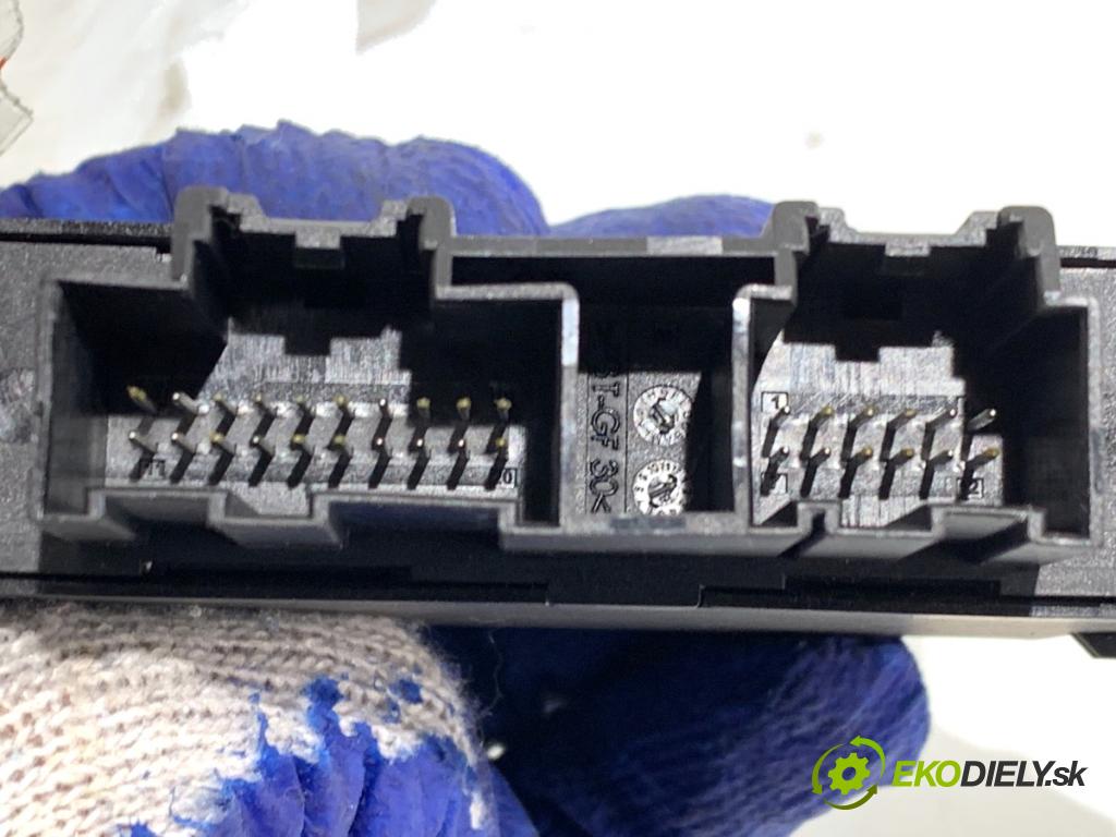 FORD FOCUS IV Kombi 2019 110 kW 1.5 EcoBoost 1496 Modul PDC KU5T-15K866-CH (Riadiaca jednotka ostatné)