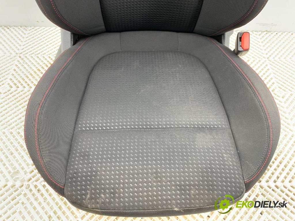 FORD FOCUS IV Kombi 2019 110 kW 1.5 EcoBoost 1496 Sedadlo pravy predný