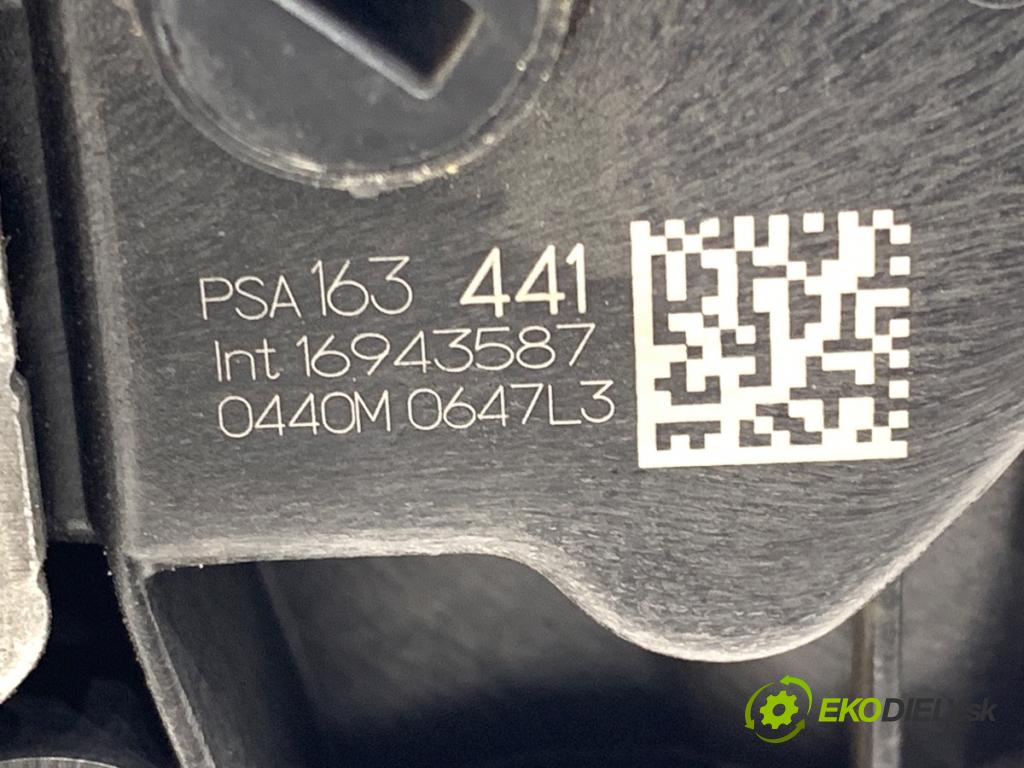 PEUGEOT PARTNER IV Nadwozie pełne/minivan 2020 75 kW 1.5 BlueHDi 100 1499 zámok dveře zadní část levý 163441