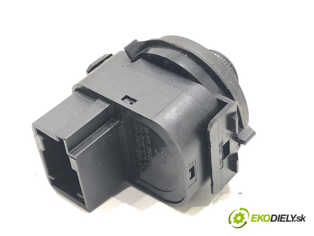 PEUGEOT PARTNER IV Nadwozie pełne/minivan 2020 75 kW 1.5 BlueHDi 100 1499 Prepínač nastavenia spätných zrkadiel 96673722ZD (Prepínacie páčky pod volantom)