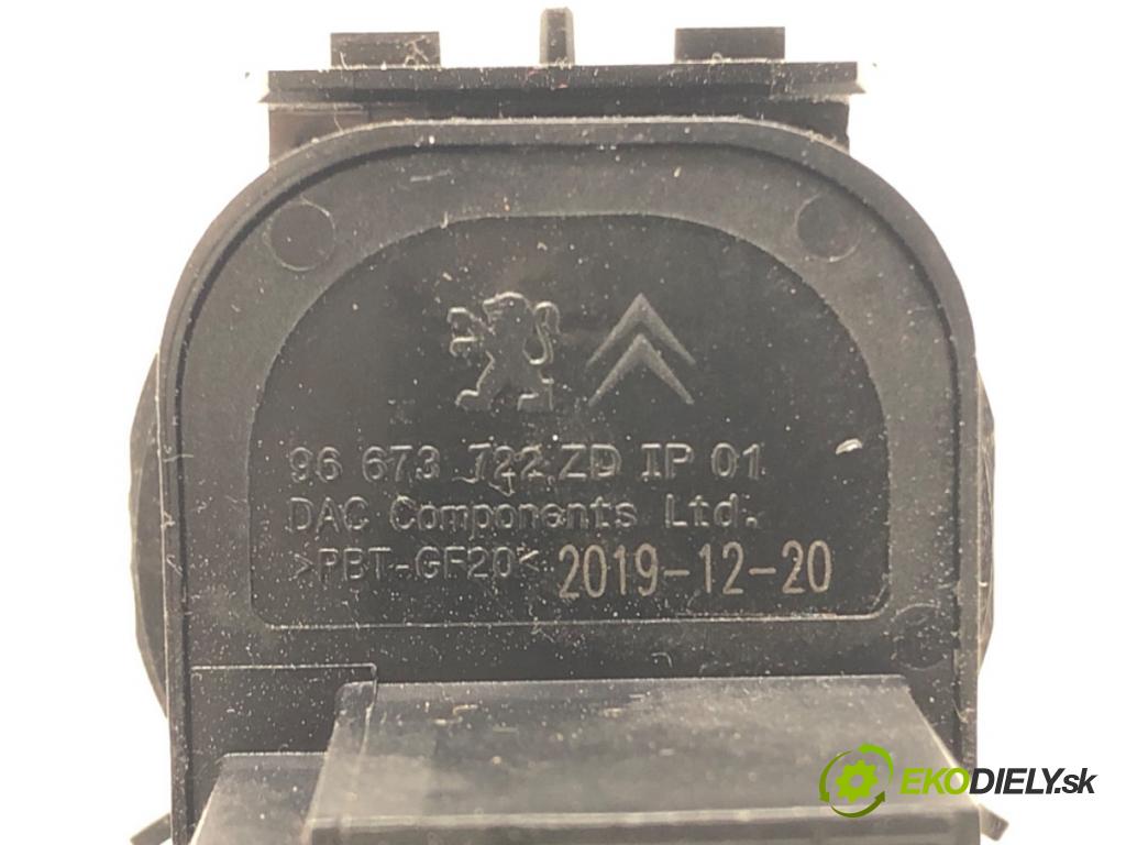 PEUGEOT PARTNER IV Nadwozie pełne/minivan 2020 75 kW 1.5 BlueHDi 100 1499 Prepínač nastavenia spätných zrkadiel 96673722ZD (Prepínacie páčky pod volantom)
