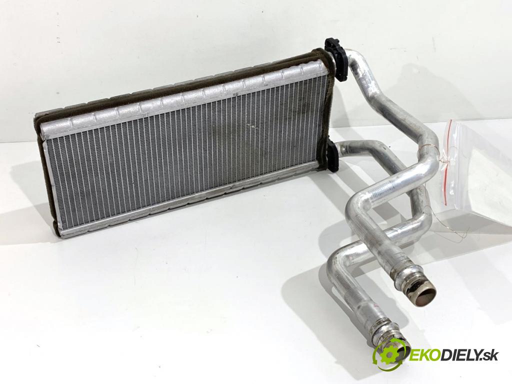 PEUGEOT PARTNER IV Nadwozie pełne/minivan 2020 75 kW 1.5 BlueHDi 100 1499 topné těleso radiátor topení  (Radiátor topení)