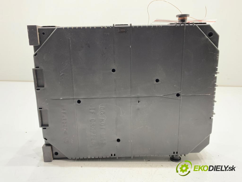 PEUGEOT PARTNER IV Nadwozie pełne/minivan 2020 75 kW 1.5 BlueHDi 100 1499 Modul BSI 9830707680 (Poistková skrinka)