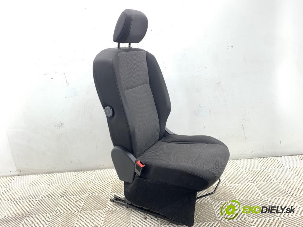 PEUGEOT PARTNER IV Nadwozie pełne/minivan 2020 75 kW 1.5 BlueHDi 100 1499 Sedadlo ľavy predný